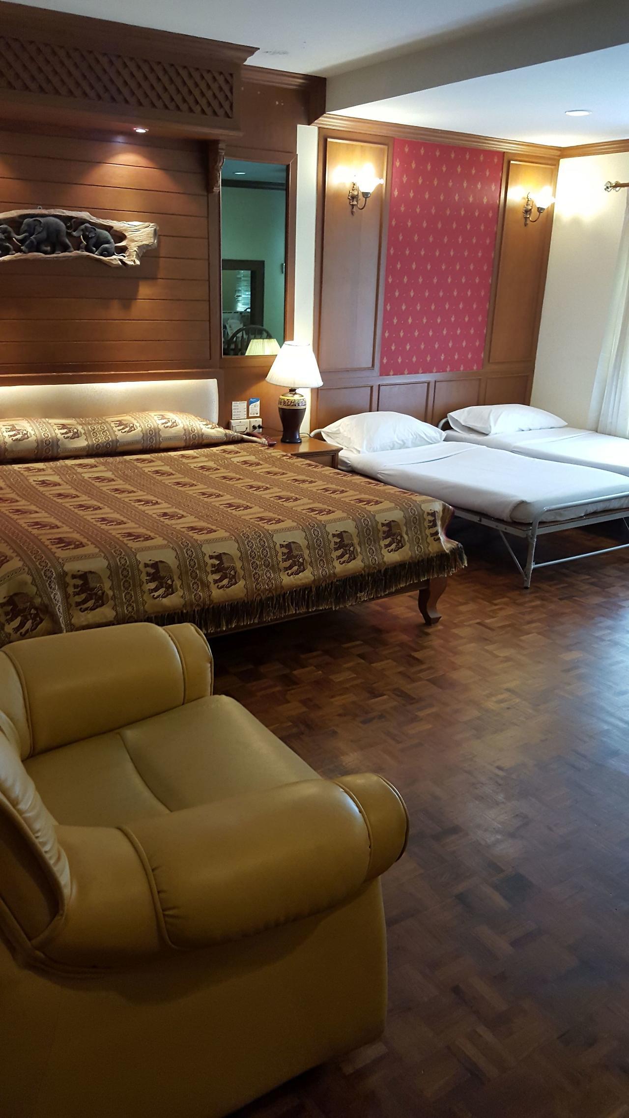 Royal Ivory Sukhumvit Nana Hotel Bangkok Eksteriør billede