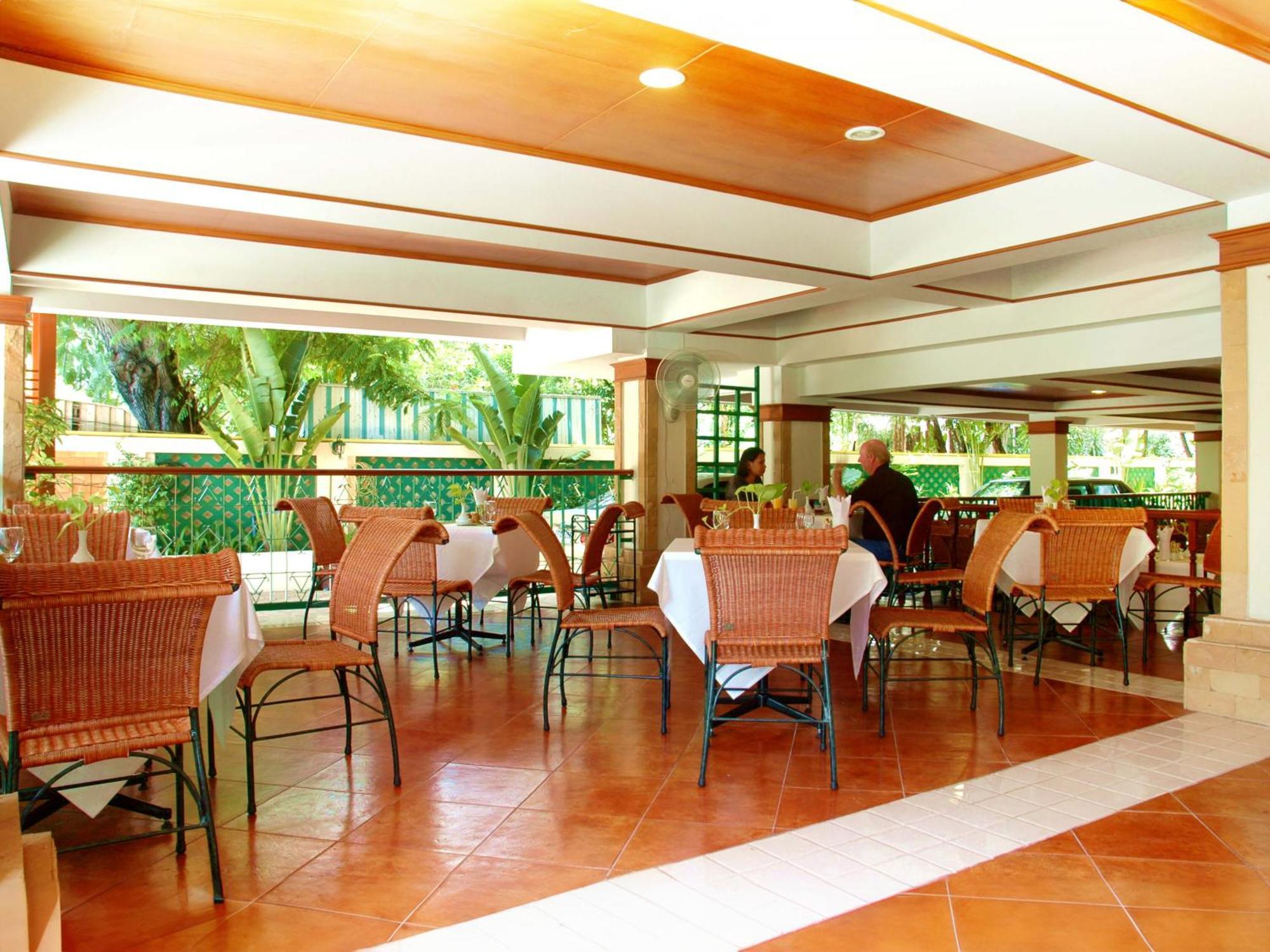 Royal Ivory Sukhumvit Nana Hotel Bangkok Eksteriør billede