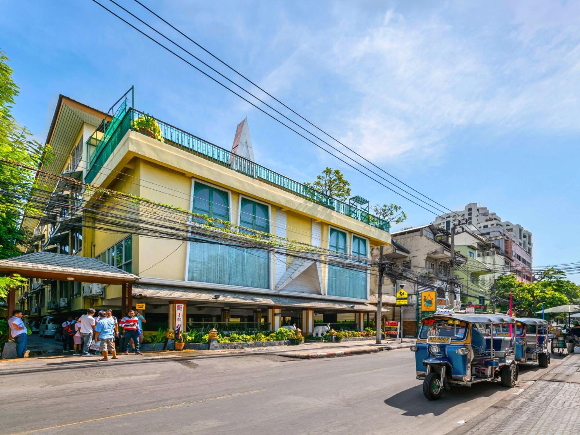 Royal Ivory Sukhumvit Nana Hotel Bangkok Eksteriør billede