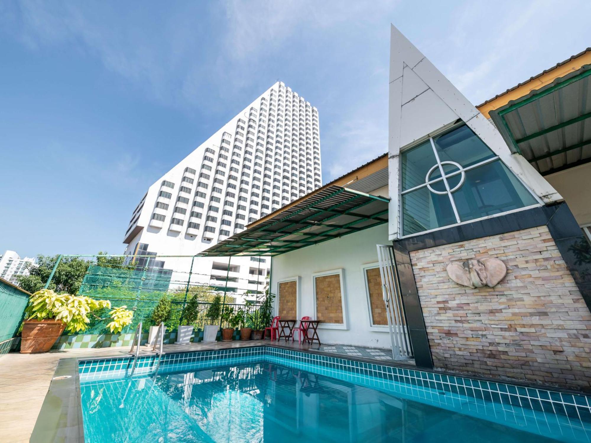 Royal Ivory Sukhumvit Nana Hotel Bangkok Eksteriør billede