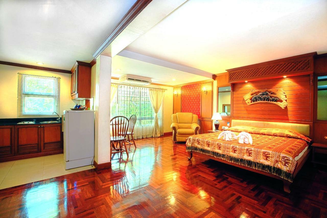 Royal Ivory Sukhumvit Nana Hotel Bangkok Eksteriør billede